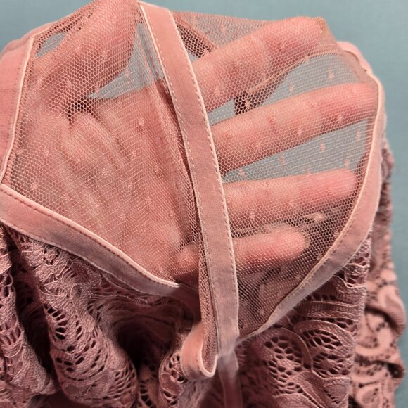 Express Pink Lace Long Sleeve Bodycon Dress 4 - Picture 15 of 15